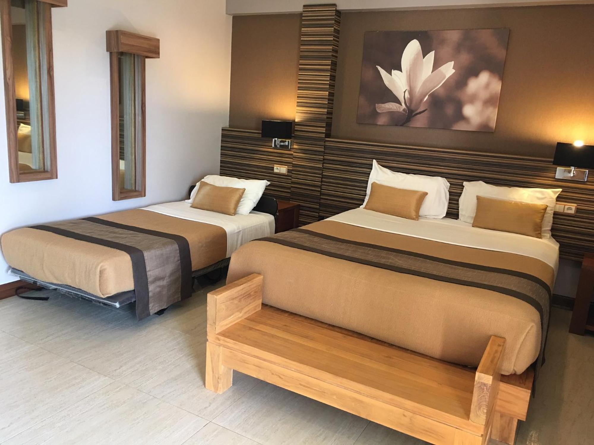 Hotel Colibri Kone Luaran gambar